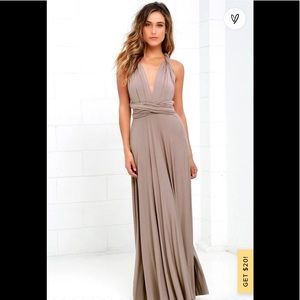 Lulu’s Tricks of the Trade Taupe Maxi Dress